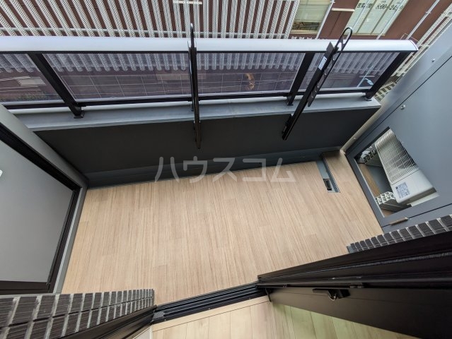 15/26 バルコニー