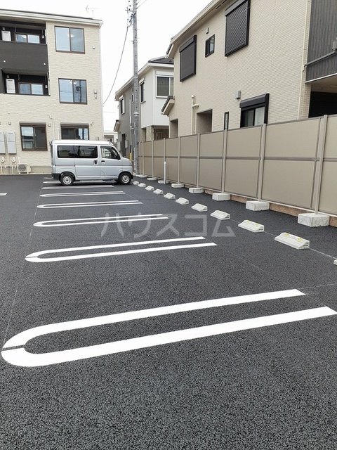 16/22 駐車場