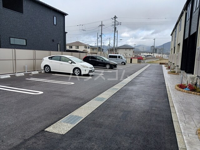 14/20 エントランス