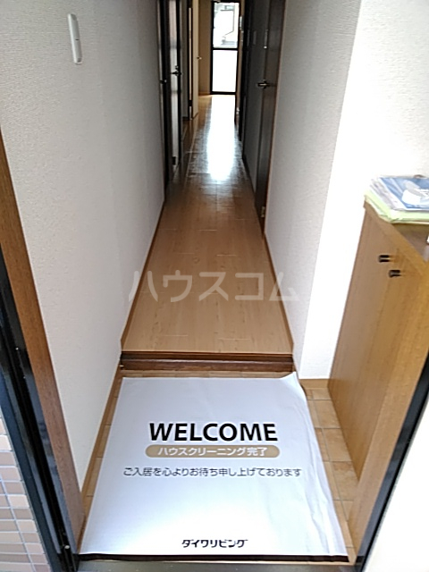 13/30 玄関