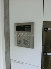 16/19 エントランス