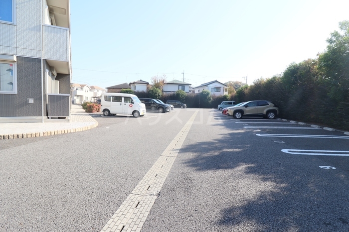 19/27 駐車場