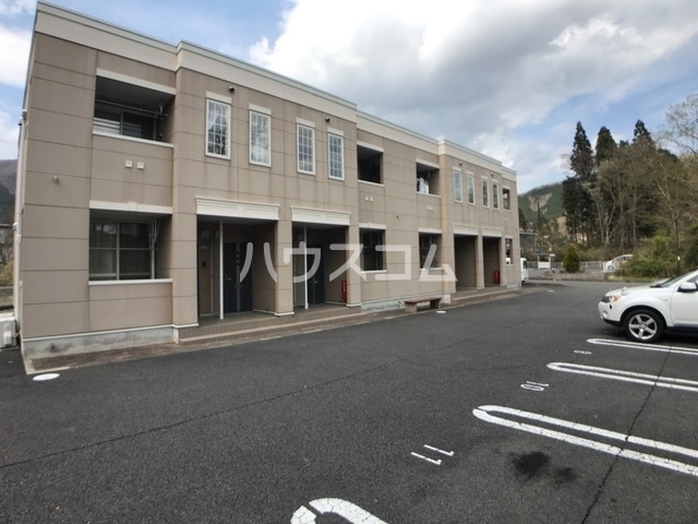 17/22 駐車場