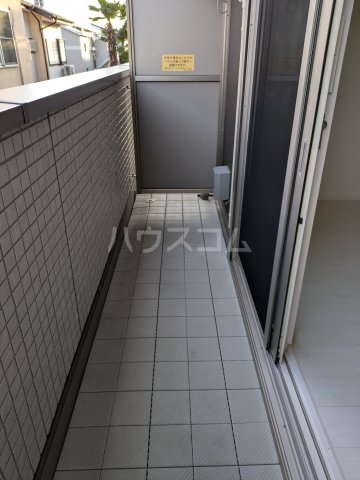 20/27 バルコニー