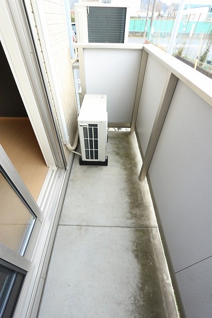 16/23 バルコニー