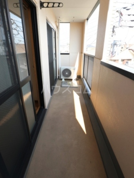 16/27 バルコニー