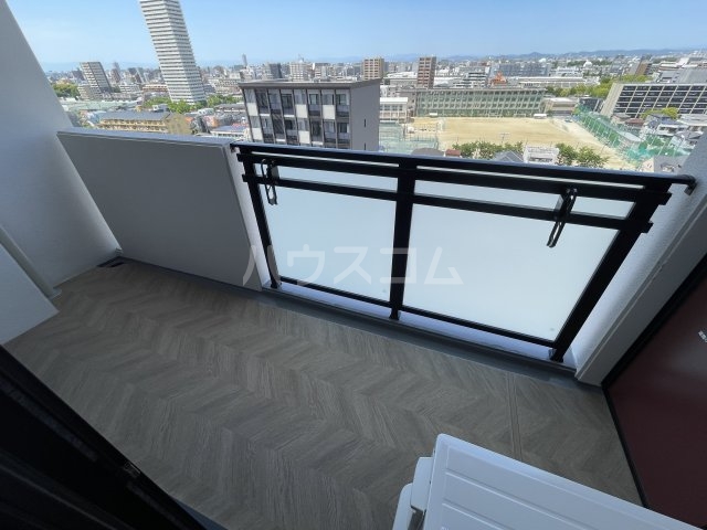 15/28 バルコニー