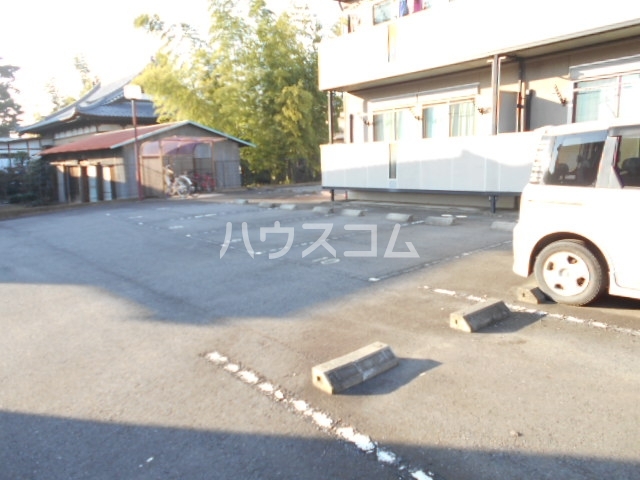 22/30 駐車場
