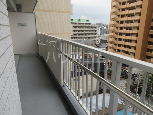 13/21 バルコニー