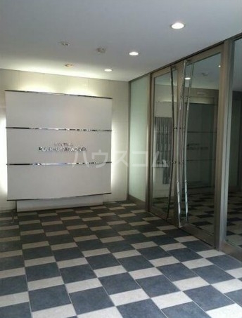 14/21 エントランス