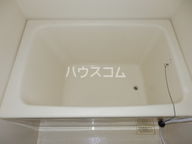 13/30 浴室
