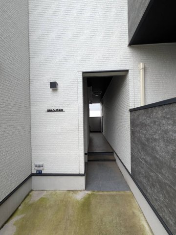 4/5 エントランス