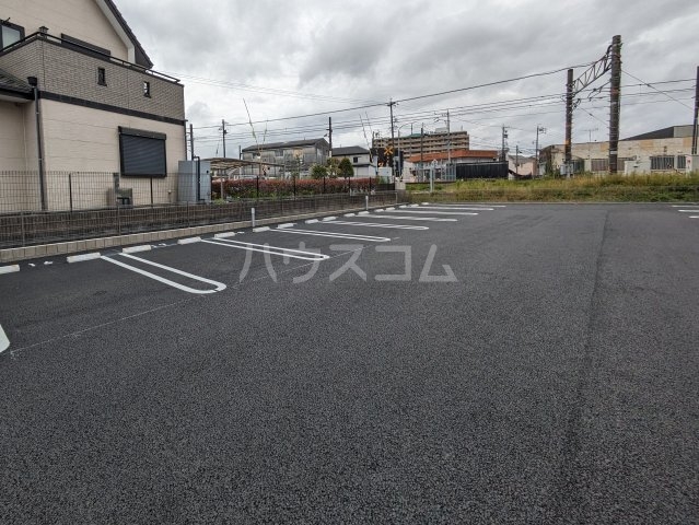 28/30 駐車場