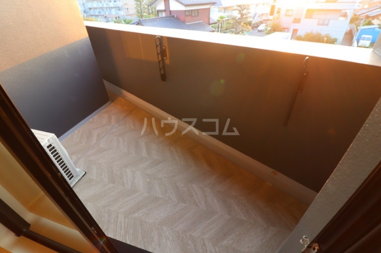 13/27 バルコニー