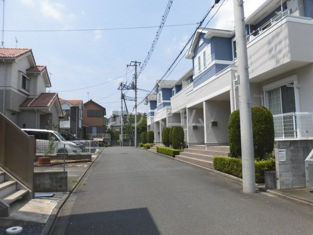 21/30 エントランス