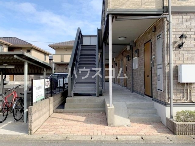 17/22 エントランス