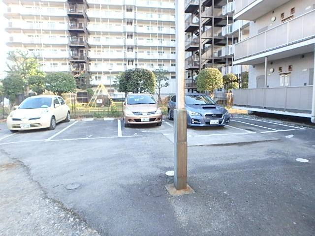 2/10 駐車場