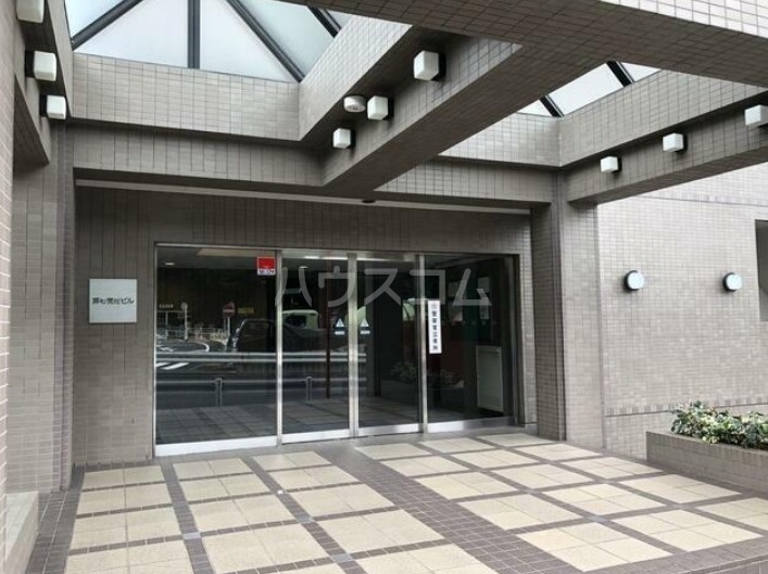 20/29 エントランス