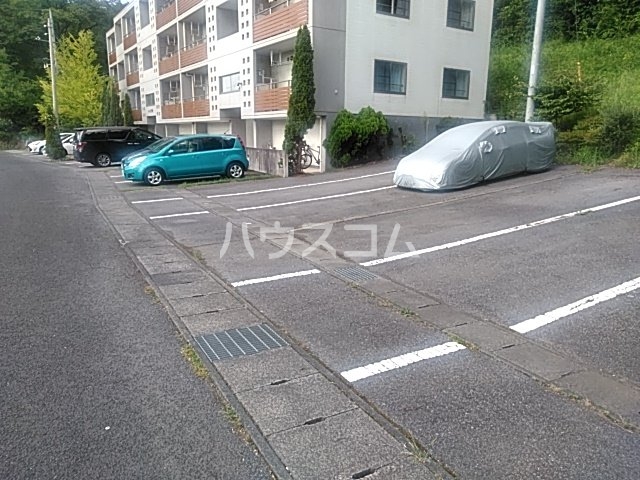 25/30 駐車場
