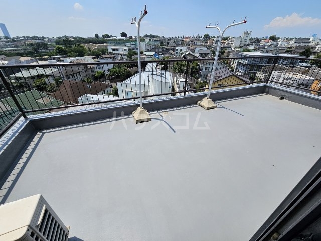 13/23 バルコニー