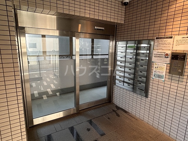 29/30 エントランス