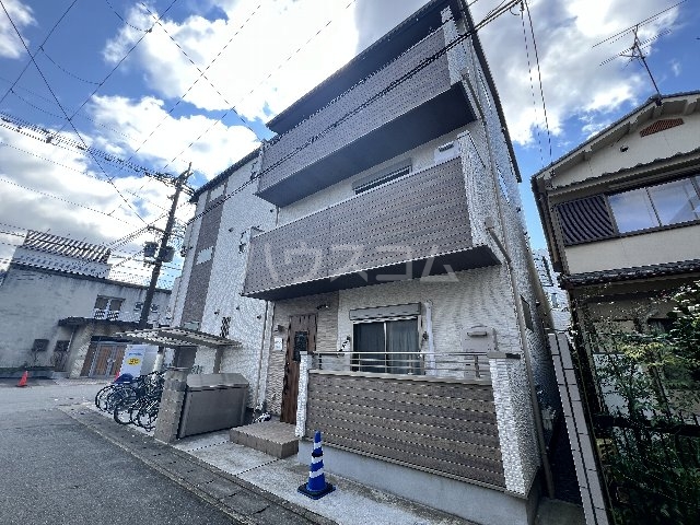 2/30 外観