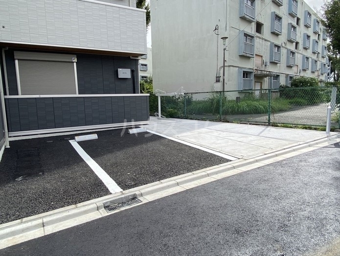 14/22 駐車場