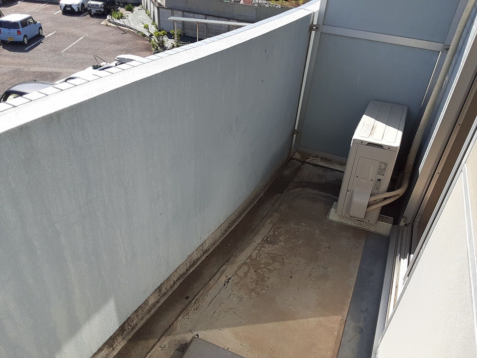 25/30 バルコニー