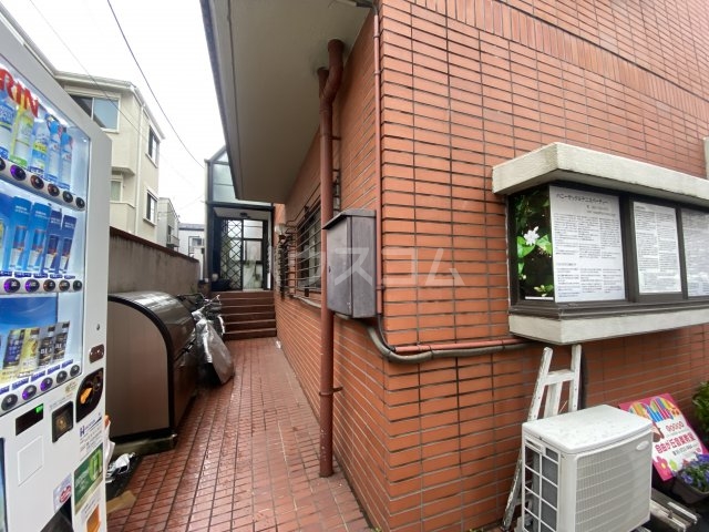 21/24 エントランス