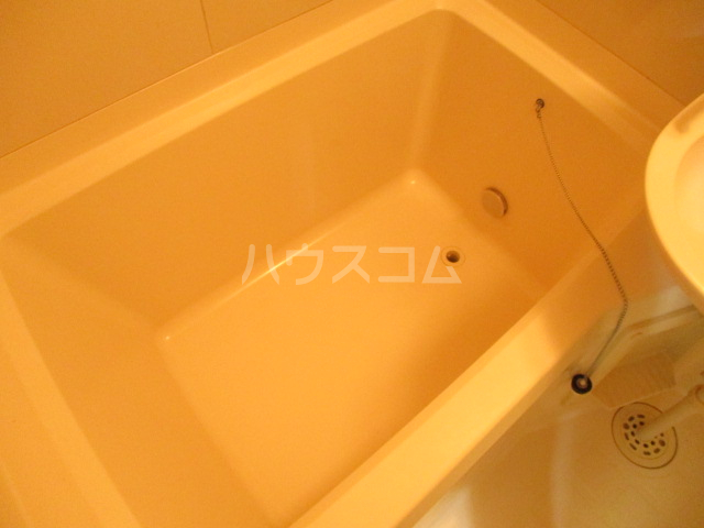 13/30 浴室