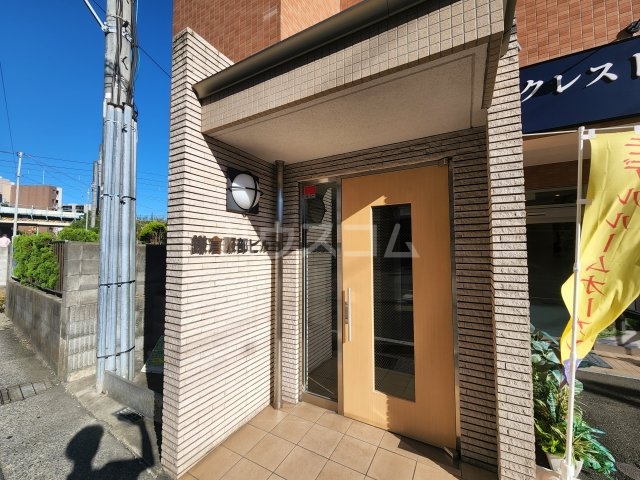 3/6 エントランス