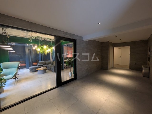 29/30 エントランス