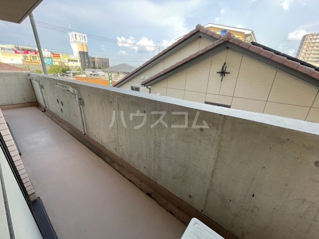 13/19 バルコニー