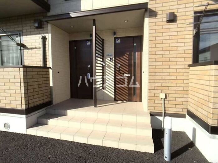 15/21 エントランス