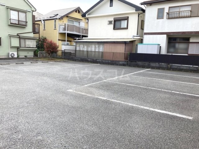 17/27 駐車場