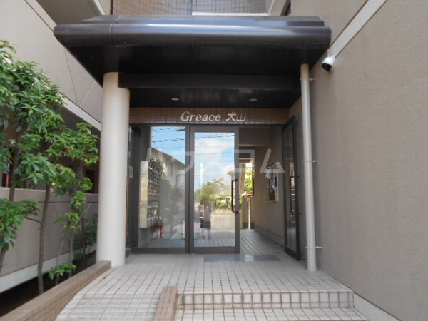 20/29 エントランス