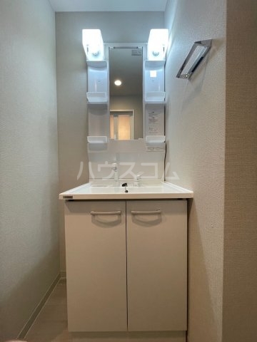 13/30 洗面