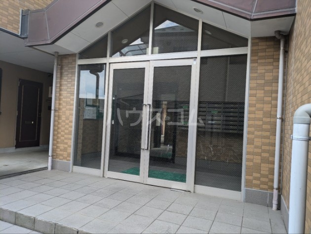 19/28 エントランス