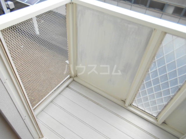 16/23 バルコニー
