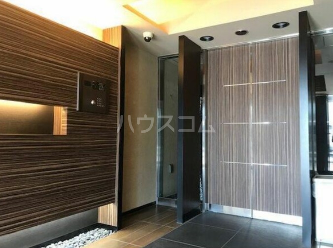 3/7 エントランス