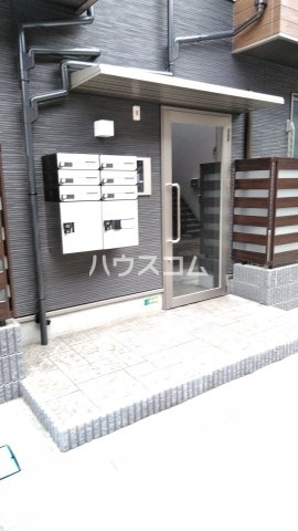 19/28 エントランス