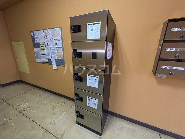 14/23 エントランス