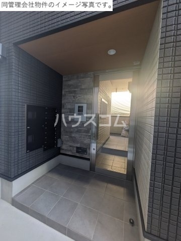 2/5 エントランス