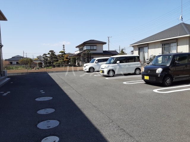 14/19 駐車場