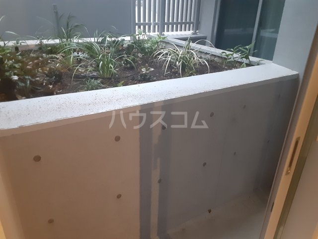 20/30 バルコニー