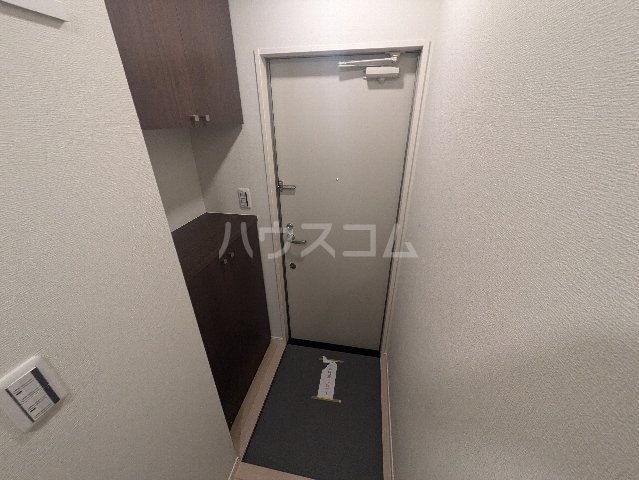 13/30 玄関