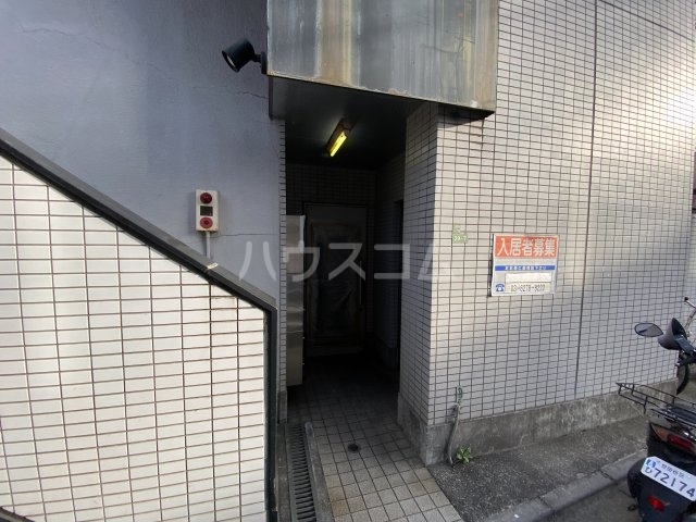 21/24 エントランス