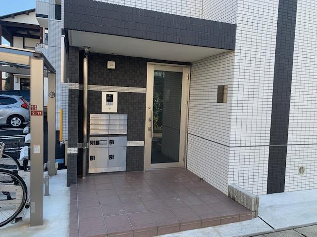 2/3 エントランス