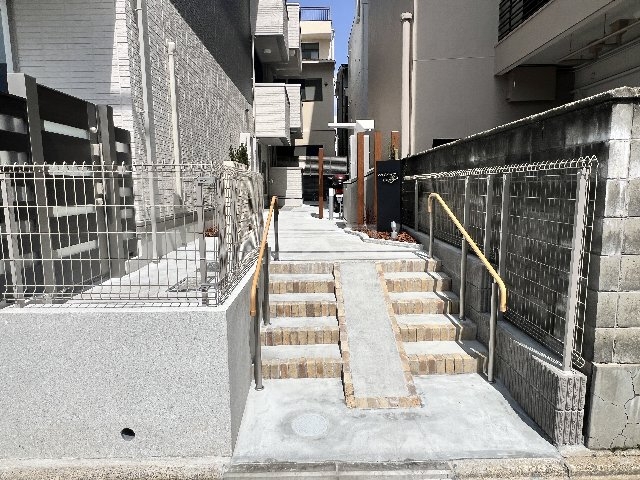 3/4 エントランス