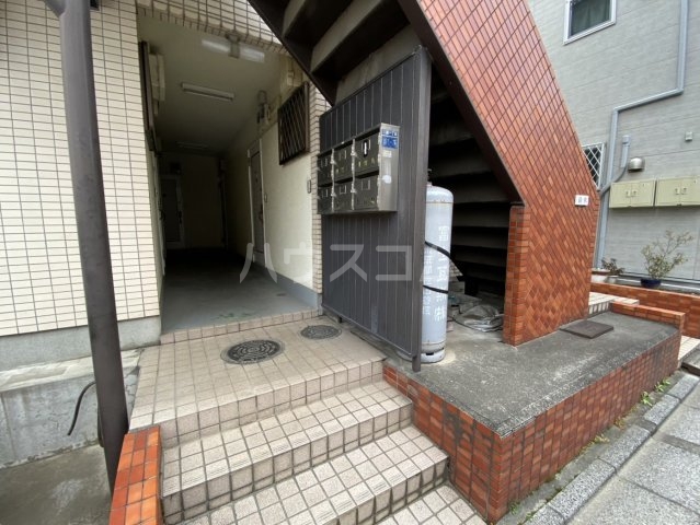 29/30 エントランス